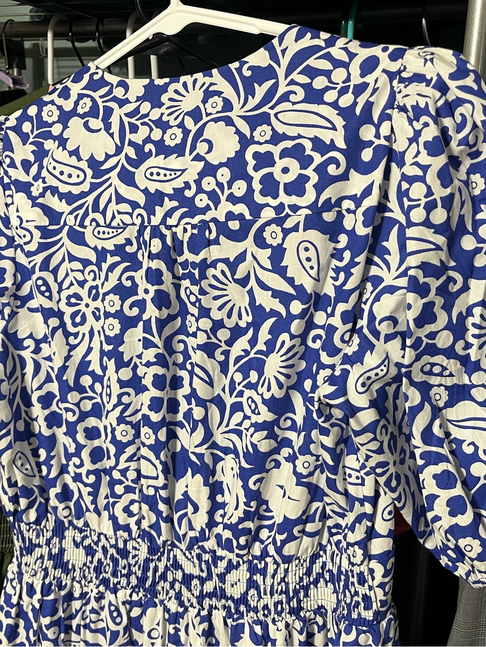 Boden Blue and White Floral Midi Dress - V-Neck Puff Sleeve, tiered midi skirt. - Picture 11 of 11